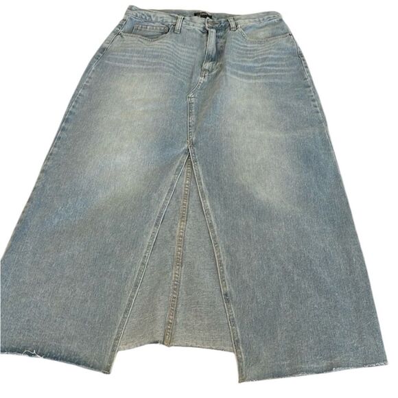 Aqua size large distressed front slit denim maxi skirt with raw hem NWT - Picture 1 of 12
